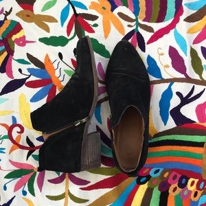 Franco Sarto black bootie - size 8